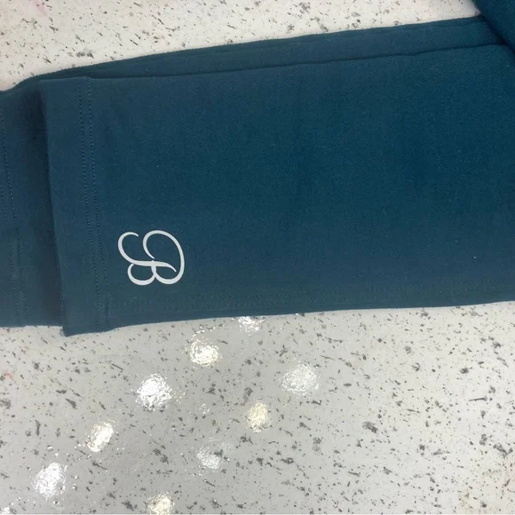 Bombshell Sportswear Sexy Back leggings - Picture 5 of 8